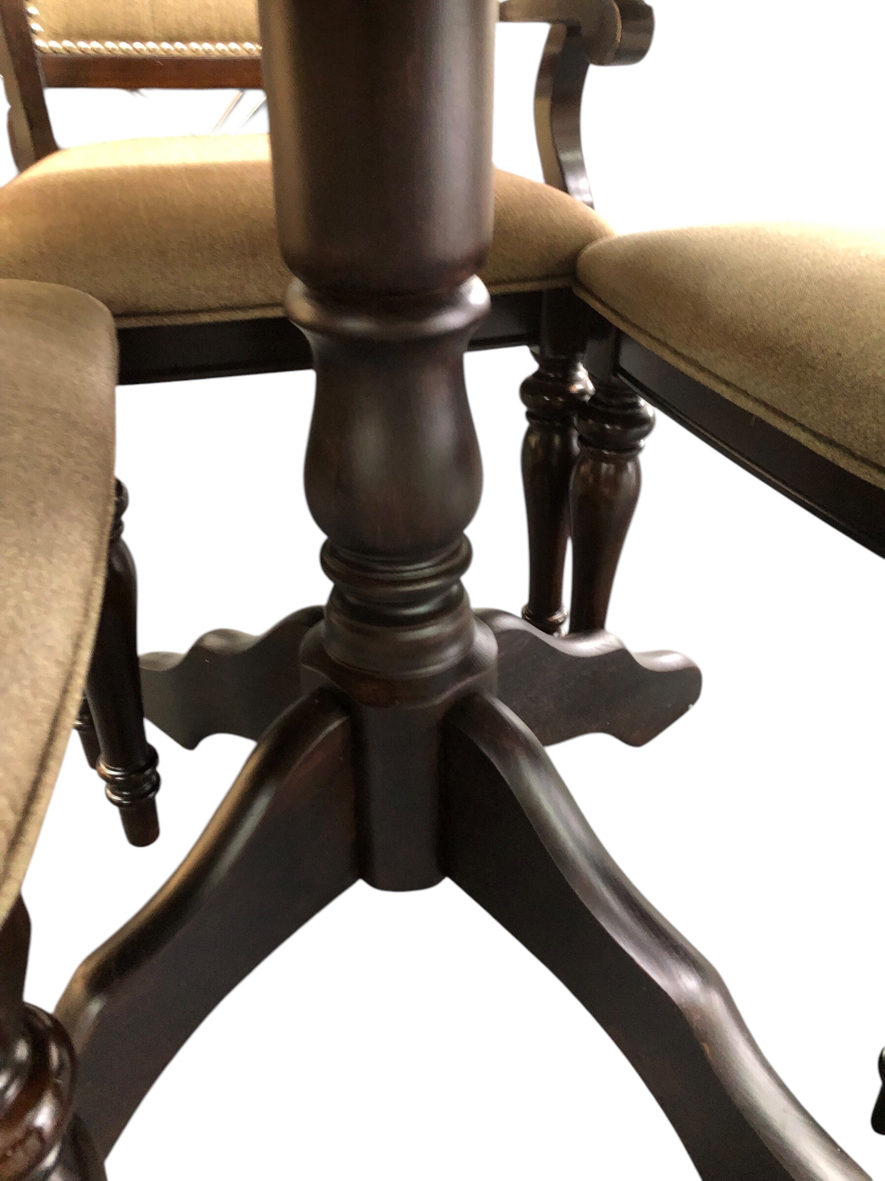 Round dark wood dining table/ 6 chairs