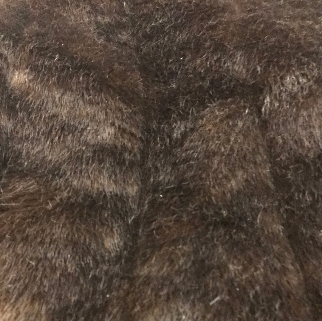 Fabulous Fur Throw (Brown)