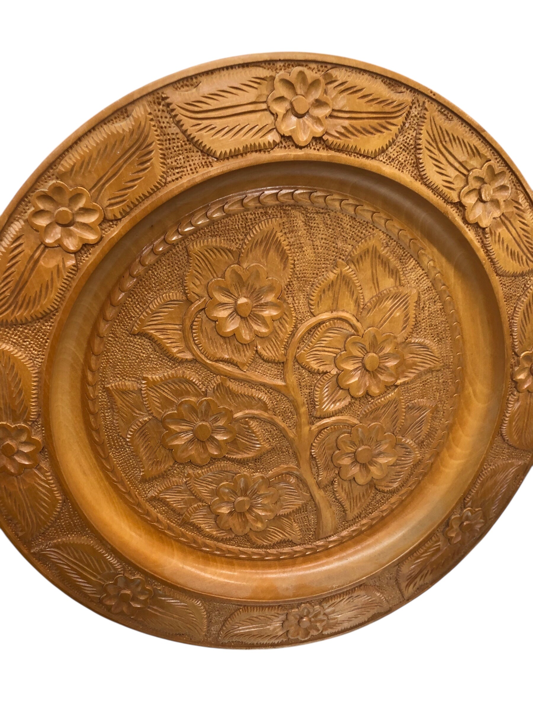 Wooden round wall decor (B )