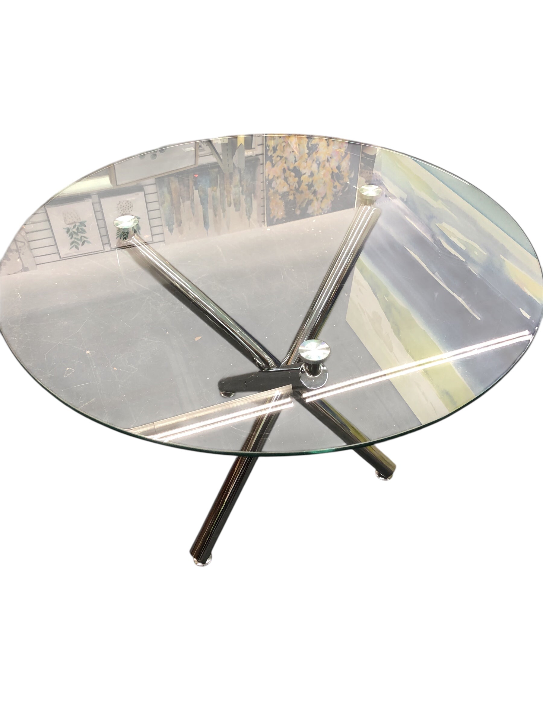 Glass/chrome round  table