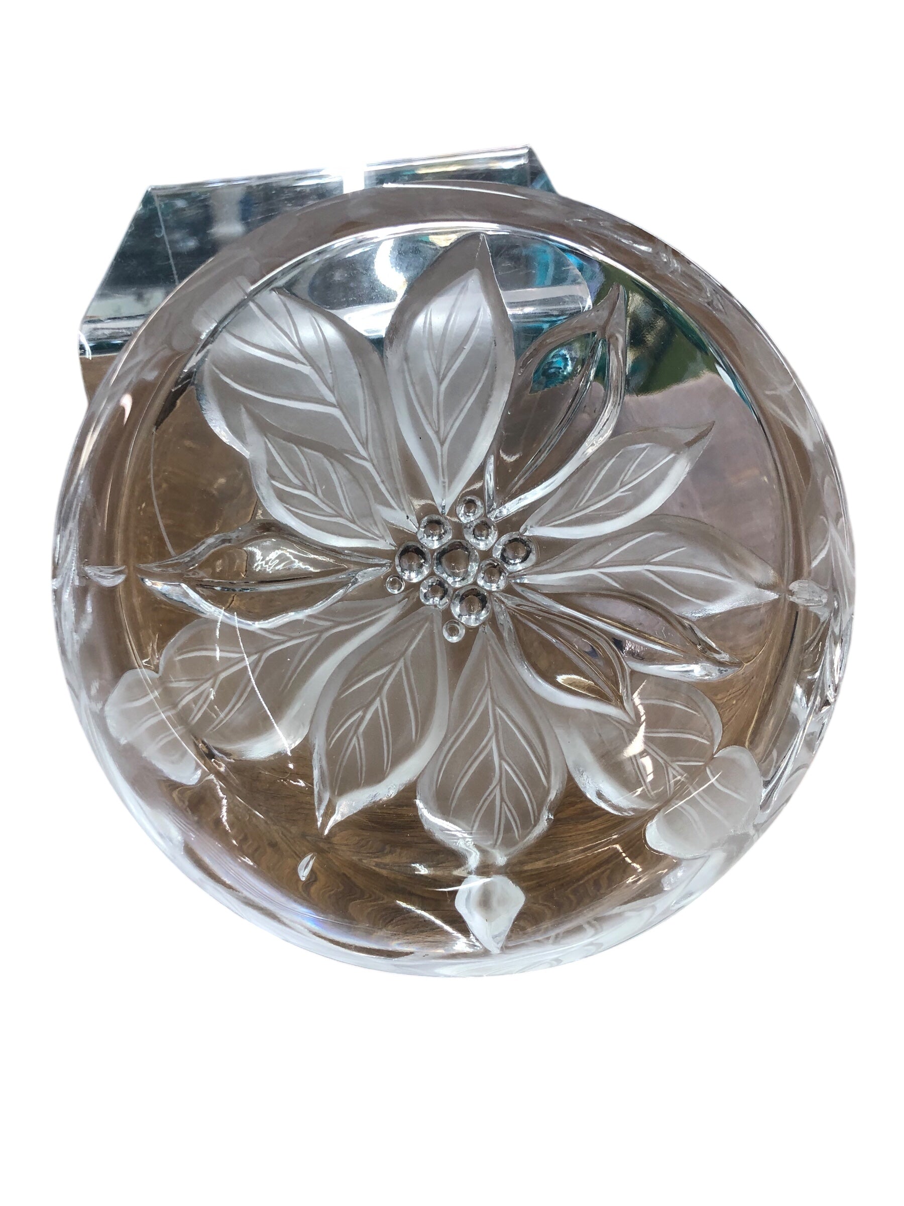 Poinsetita Glass candy dish