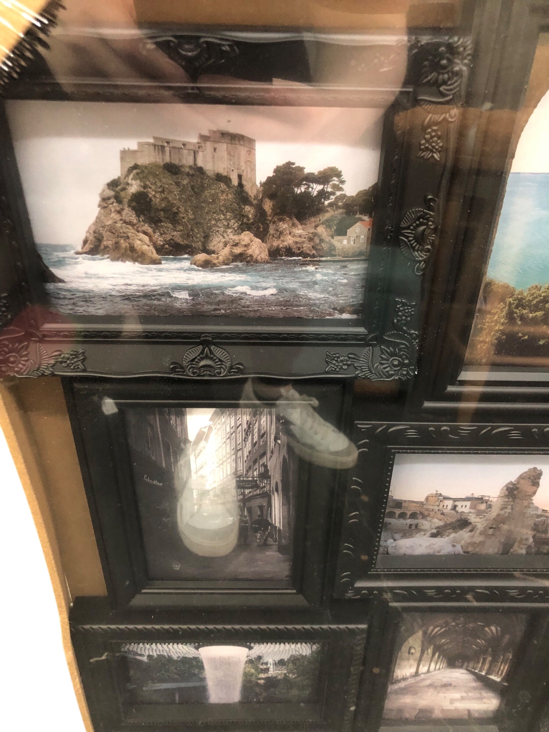 Collage photo frame