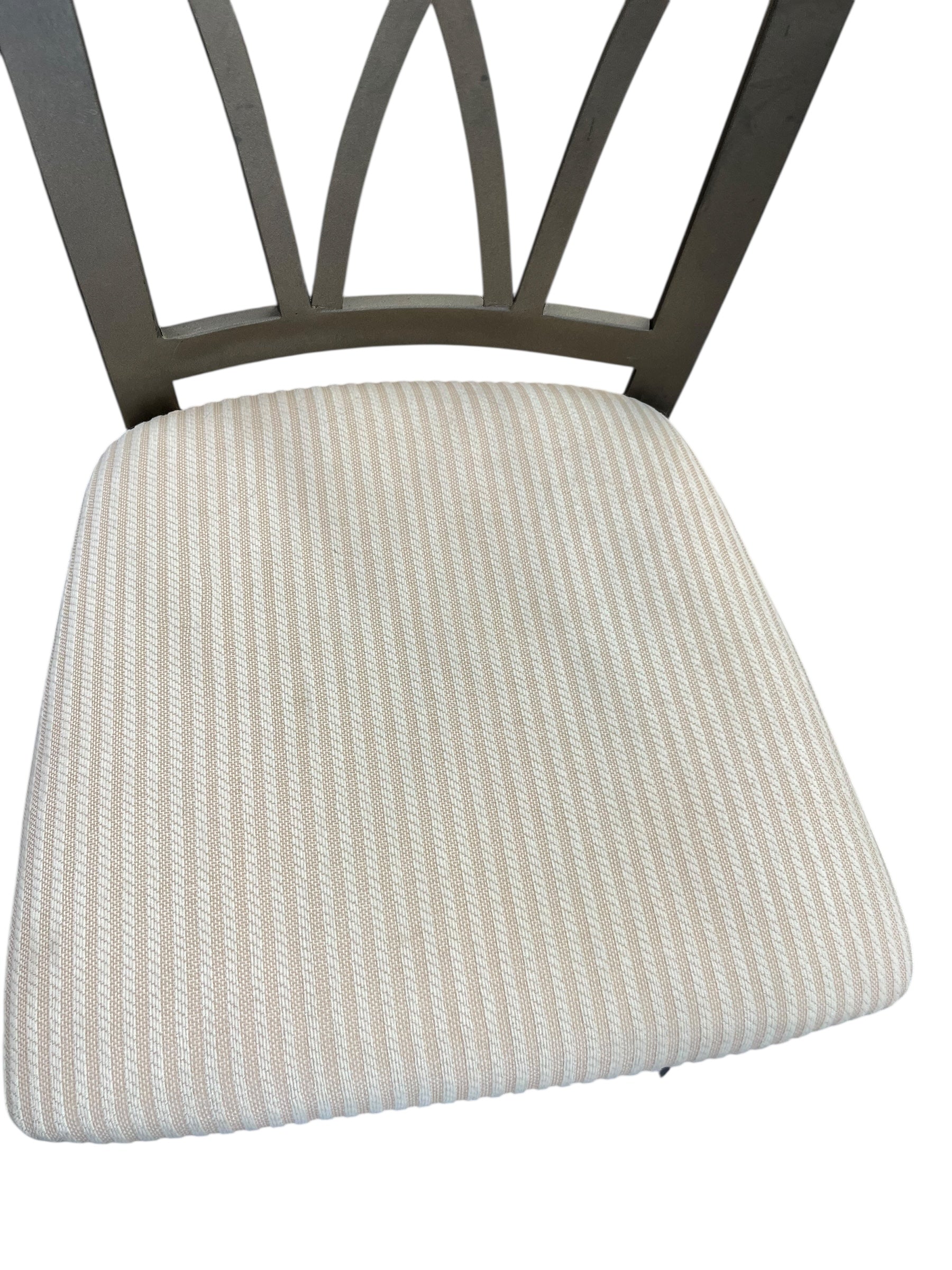 Metal/Glass Table/4 Chairs
