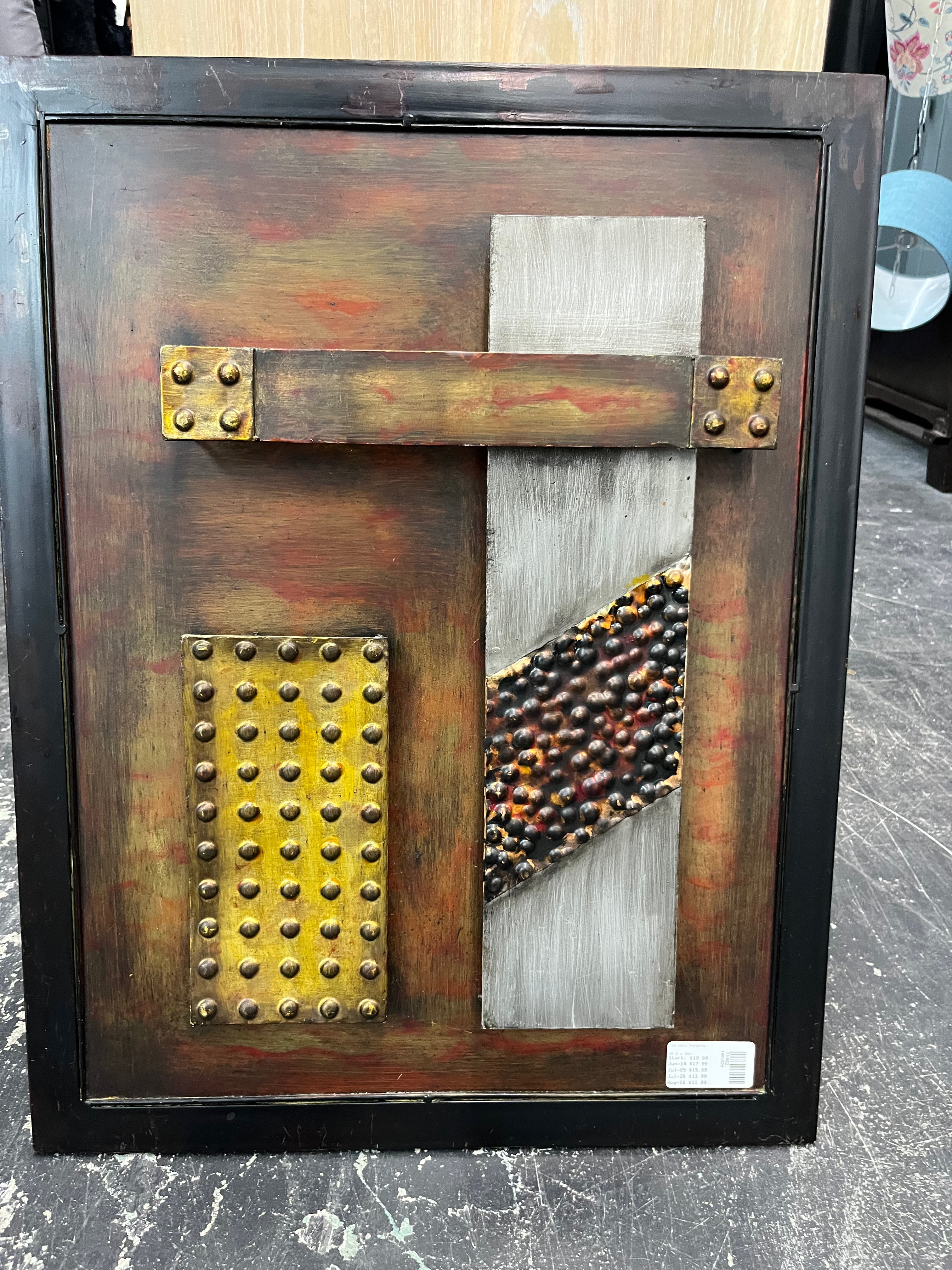 Tin wall hanging