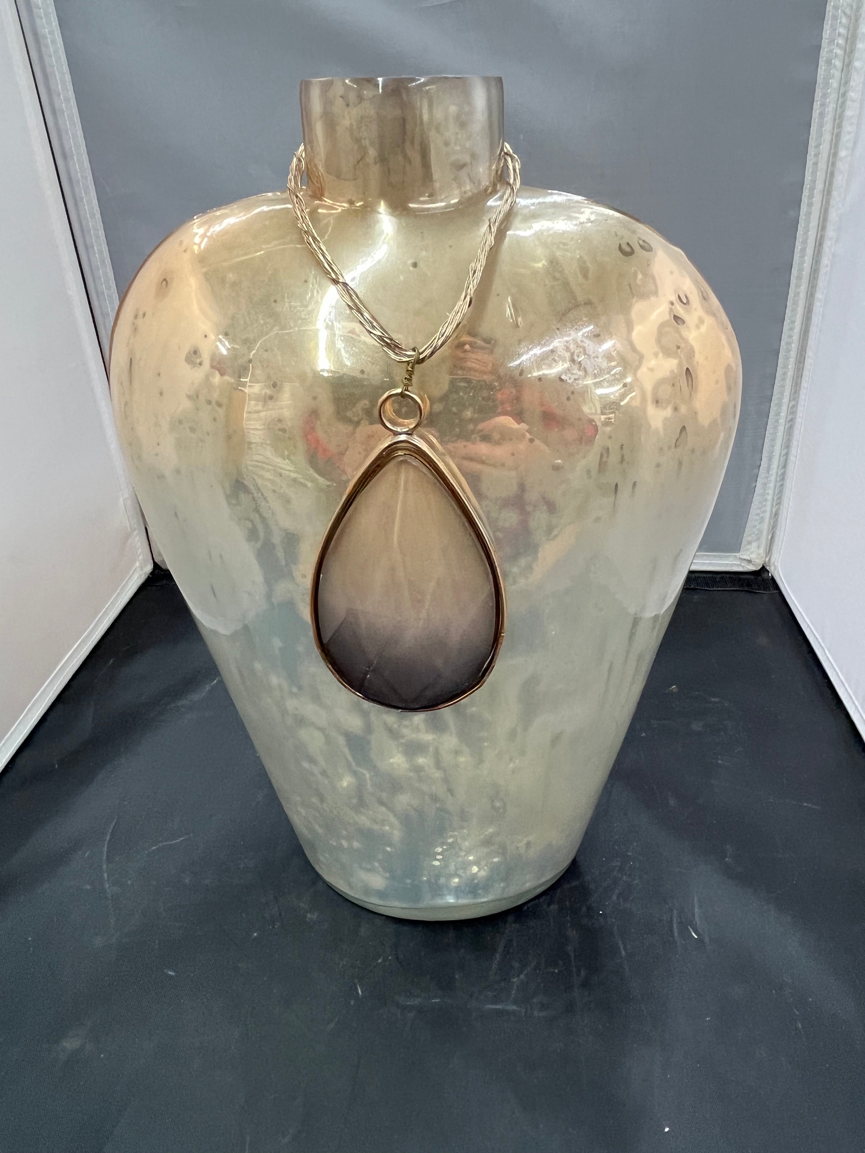 Gold glass vase w/pendant necklace