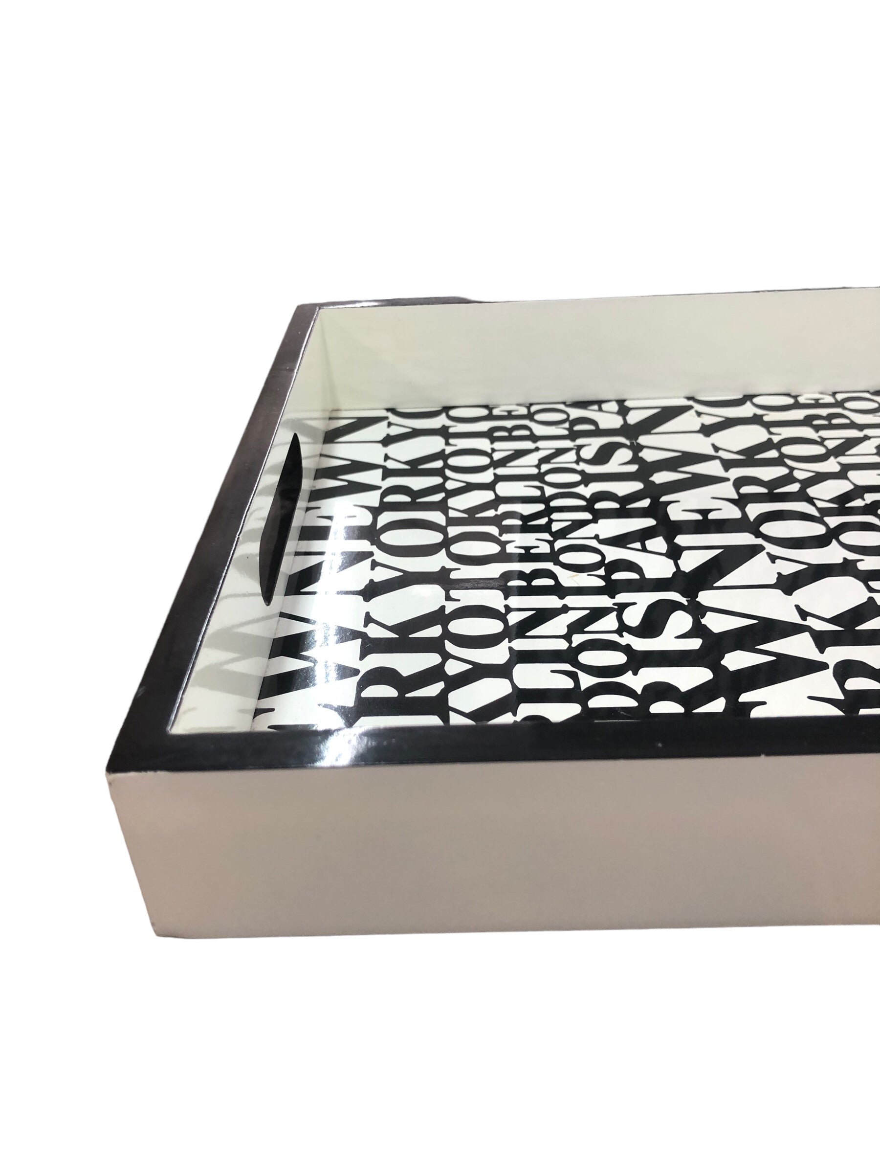 Black and White Trays / set of 2