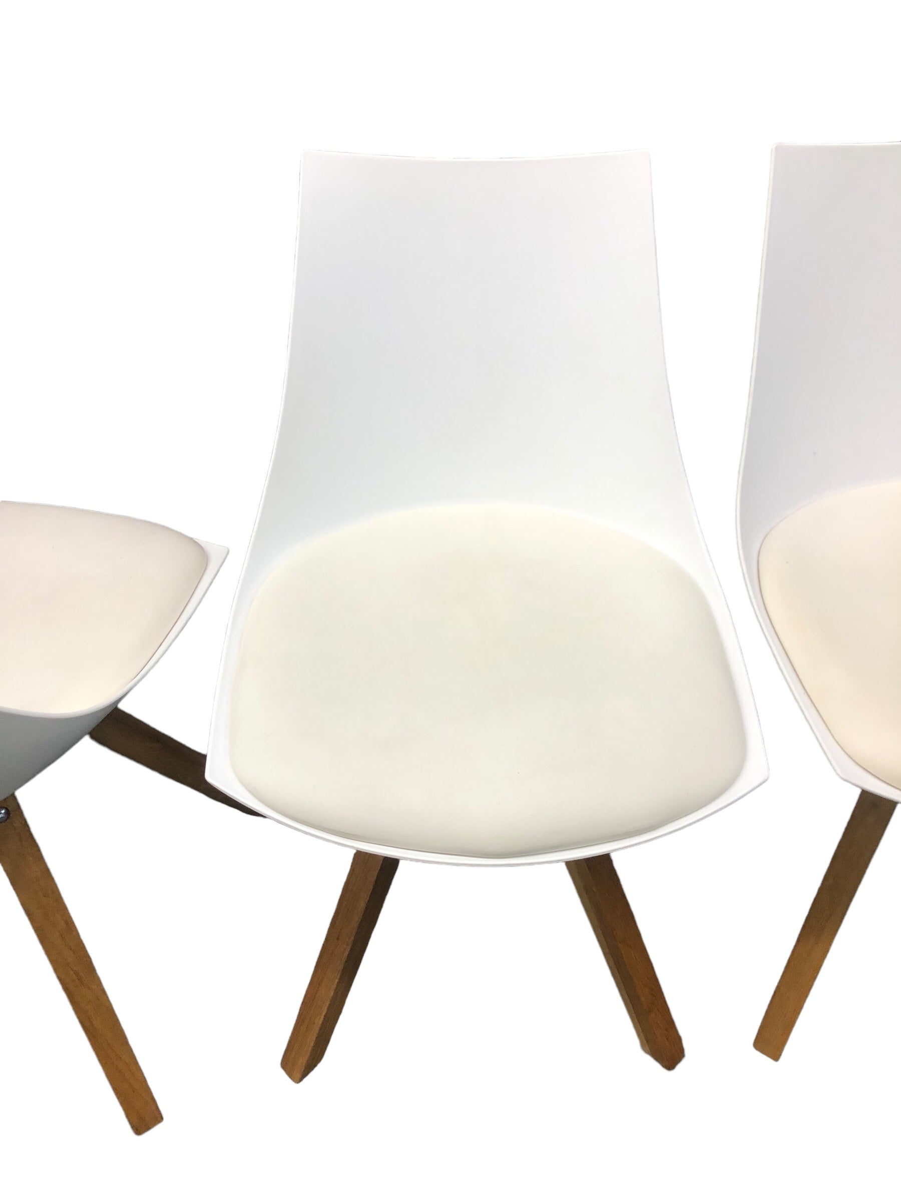 White Padded Chair with Wood Legs set/4