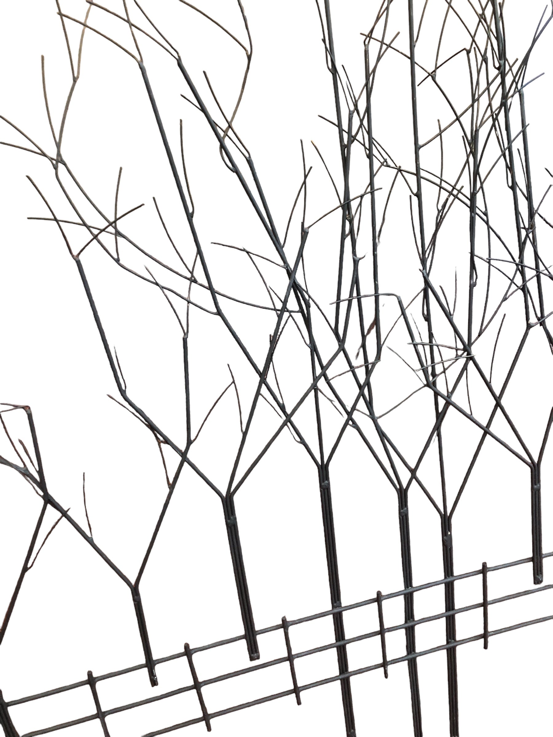 Wire tree with fence