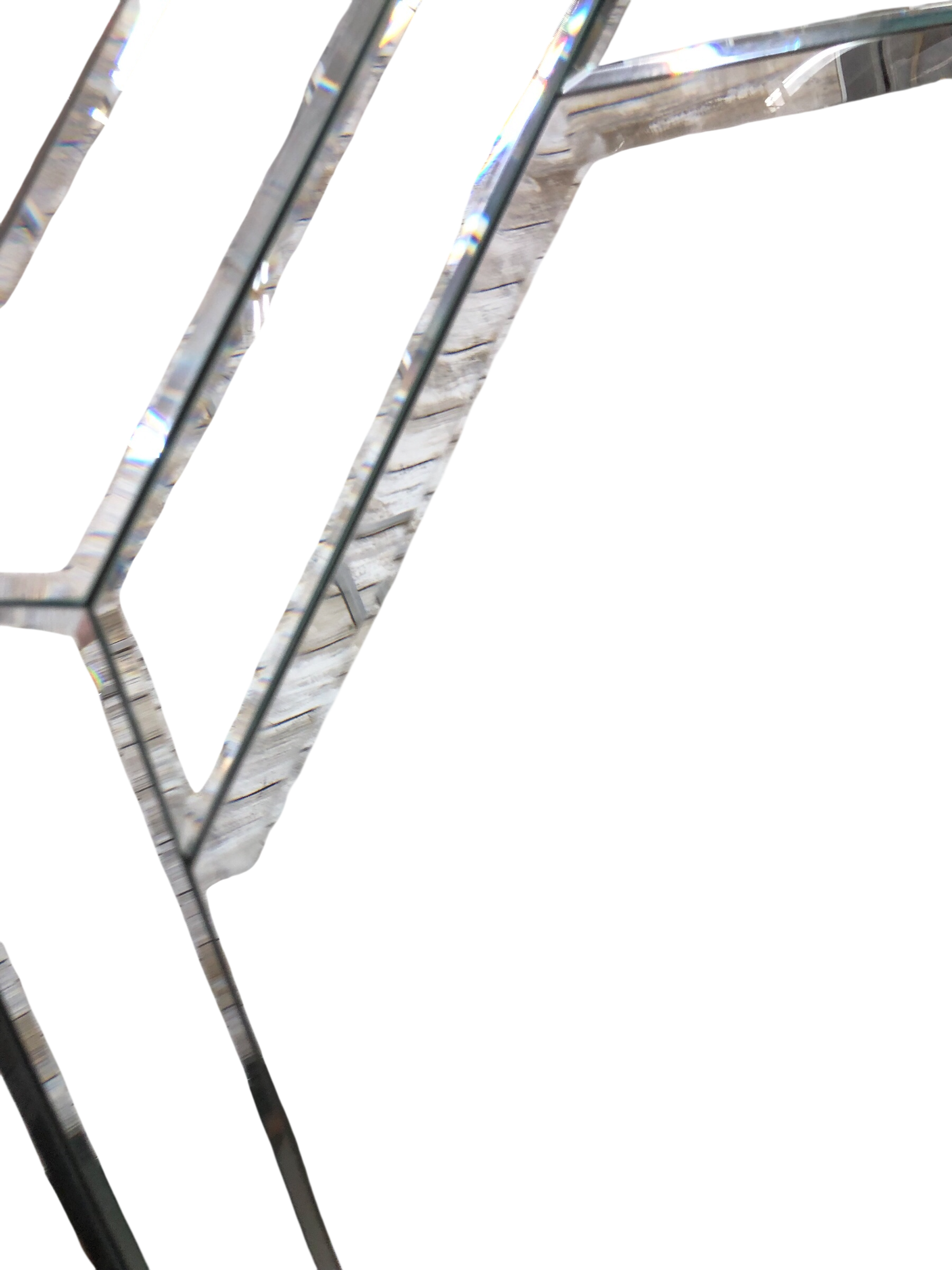 Mirror with bevelled edging