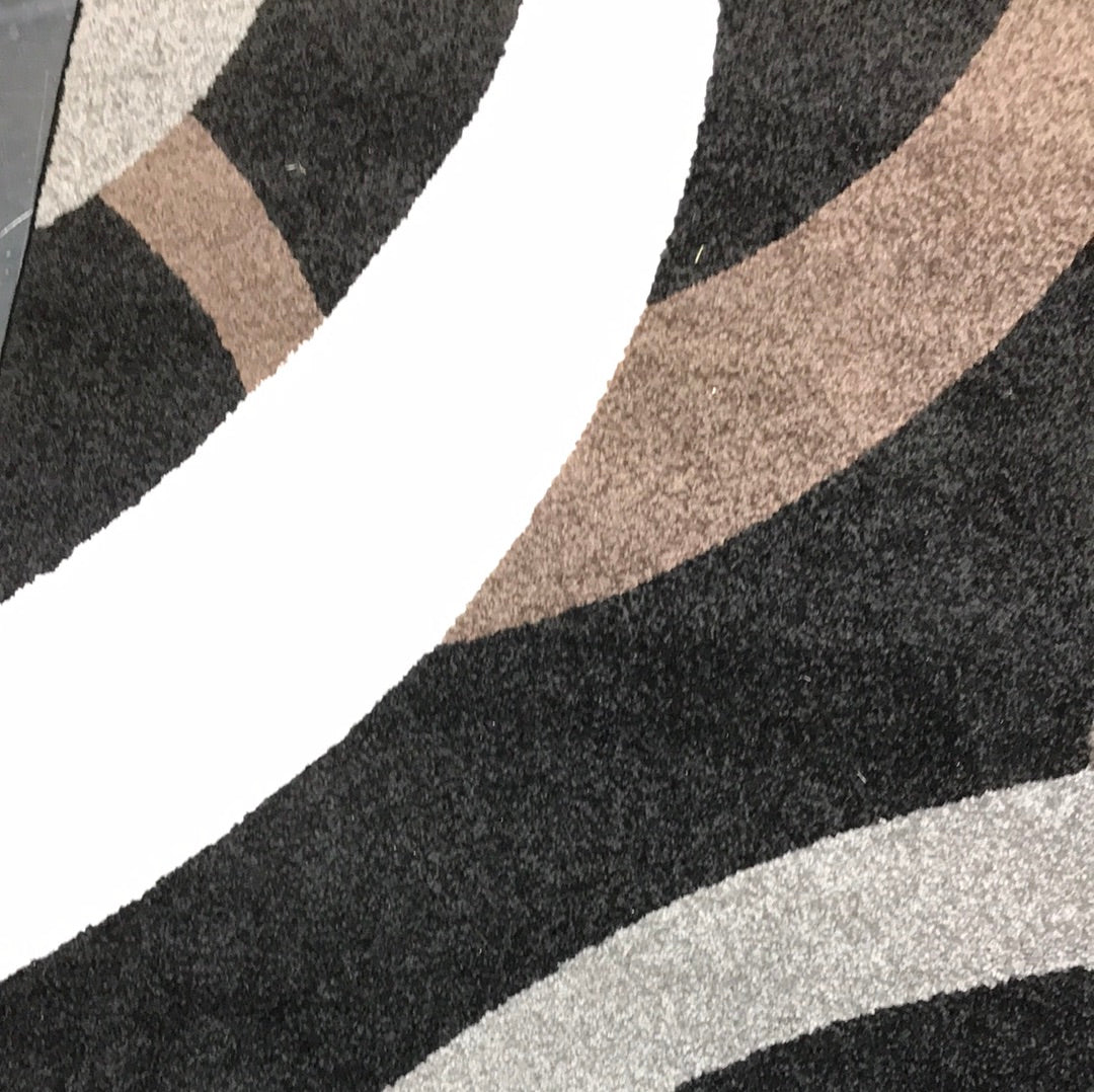 Black/brown/cream design rug