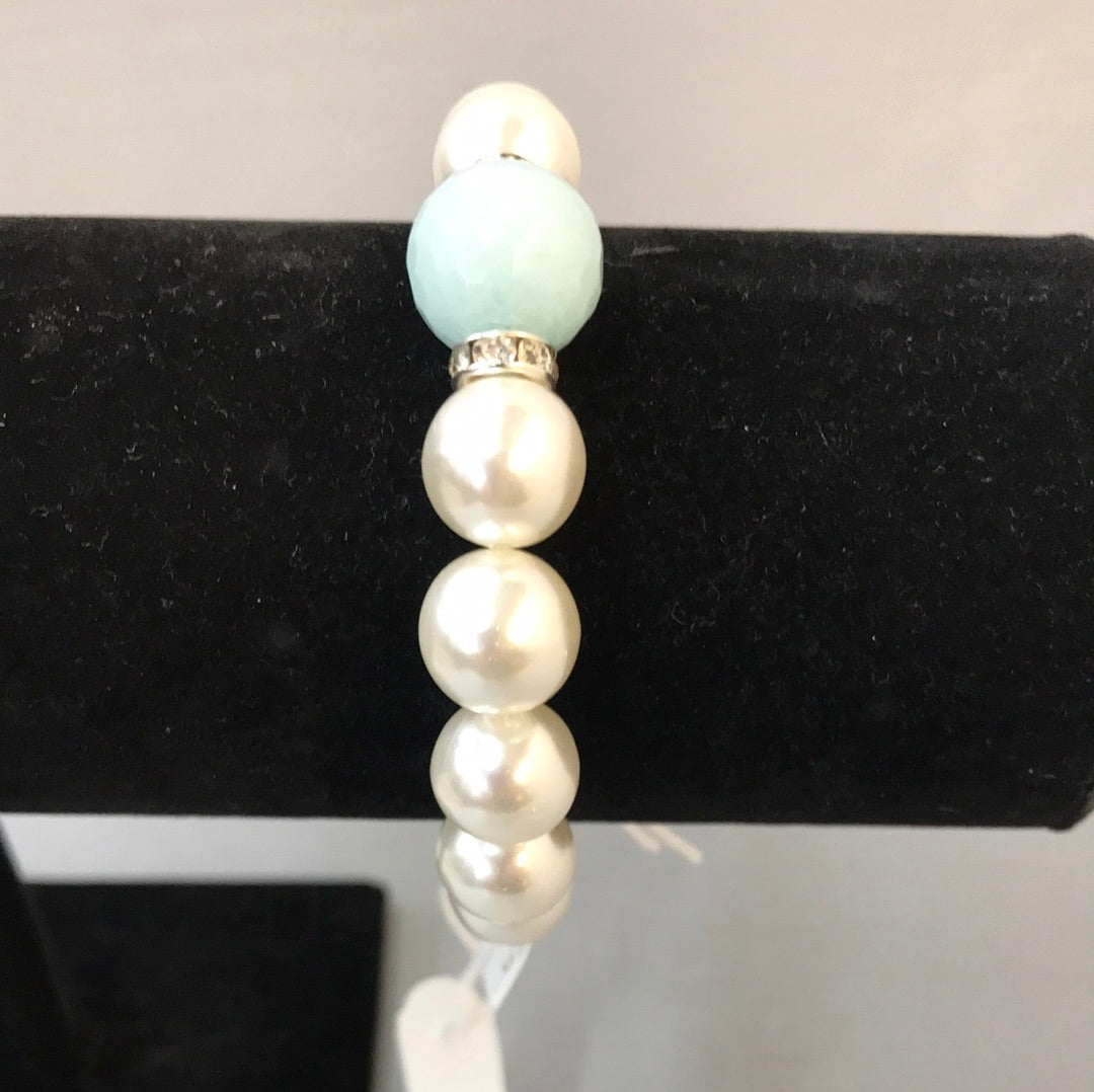Faux Pearl/Aquamarine Bracelet
