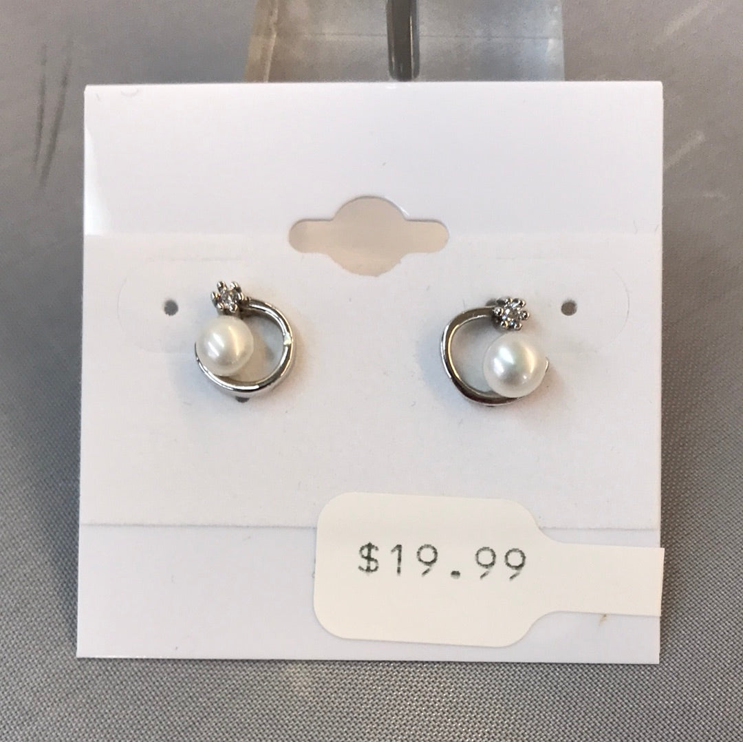 Half Circle Pearl Earrings