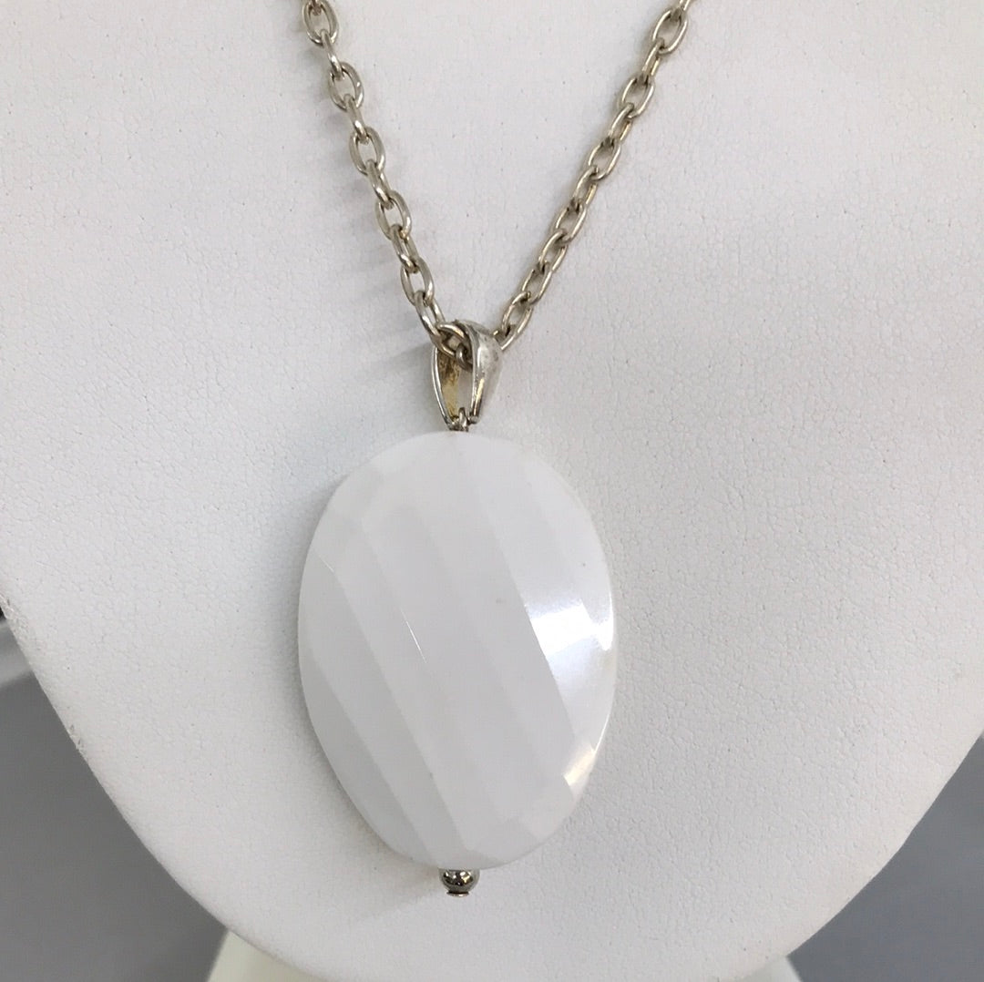 30" Silver Chain with Agate