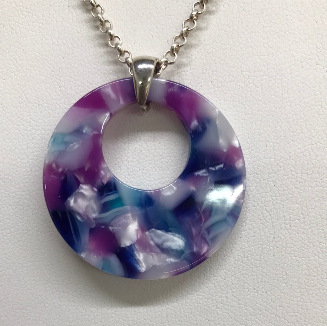 Circle marble colour necklace