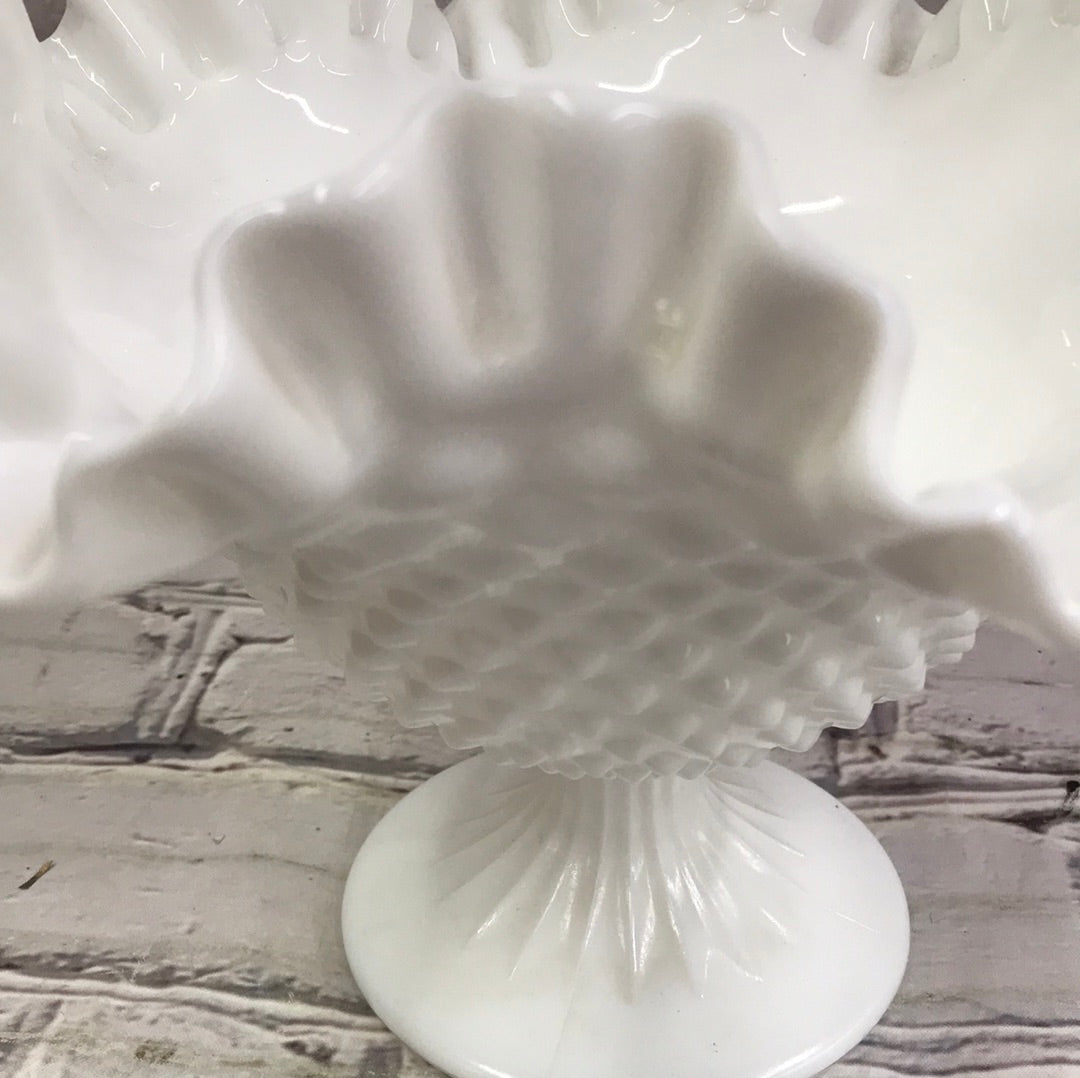 Fenton Hobnail Ruffled with Stand